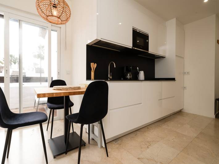 Ganze Wohnung, Gemütliches Gartenapartment am Meer in Triangulo de Costalita, Estepona