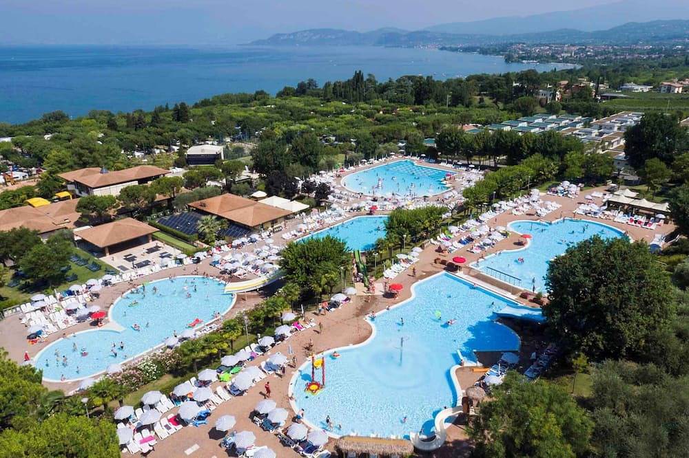 Bungalow mit Klimaanlage, Terrasse und Pool in Lazise, Gardasee-Berge