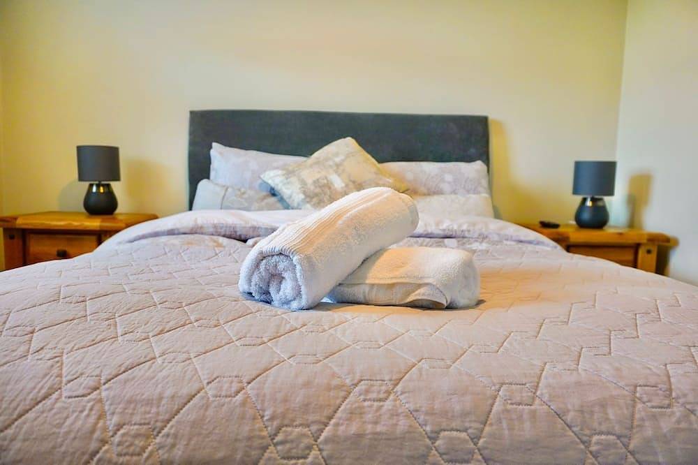 Deluxe Holiday Cabin in Newry, County Armagh