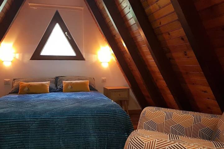 Location Chalet, Entièrement Rénové ,beaucoup de Charme, sur une Prairie in Campan, Französische Pyrenäen