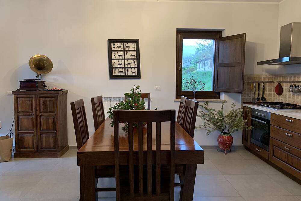 Villa with the best location and view in all fermo in Amandola, Nationalpark Monti Sibillini