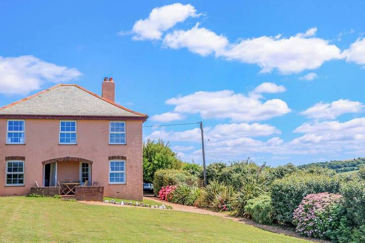 Cottage for 9 people, with garden in Thurlestone