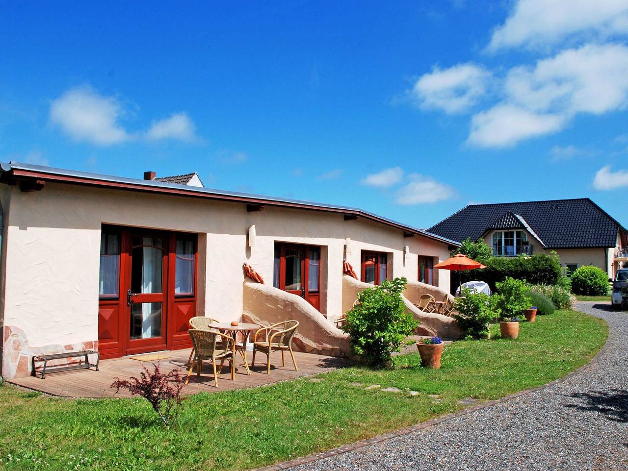 Ganze Ferienwohnung, Ferienwohnungen am Seliner See mit Terrassen in Baabe, Rügen