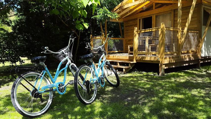 Chalet pour 4 personnes, avec piscine et terrasse, animaux acceptés en Gironde