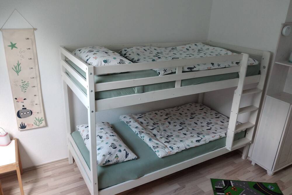 Ganze Wohnung, Viel Platz & viel Sonne\n- familienfreundliche Wohnung in Waldnähe in Schwelm, Ennepe-Ruhr-Kreis