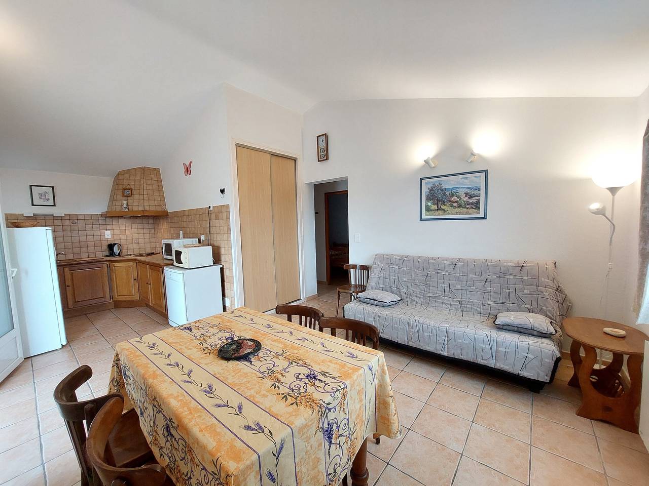 Gite Le Micocoulier La Fontinelle en Ardèche, cerca de Bessas, con piscina y vistas in Bessas, Ardèche