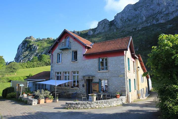 Hôtel pour 6 personnes, avec Terrasse à Roquefixade