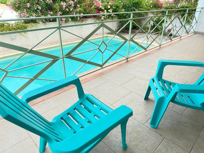 Gîte pour 4 personnes, avec balcon ainsi que piscine et jardin à Biguglia - 3