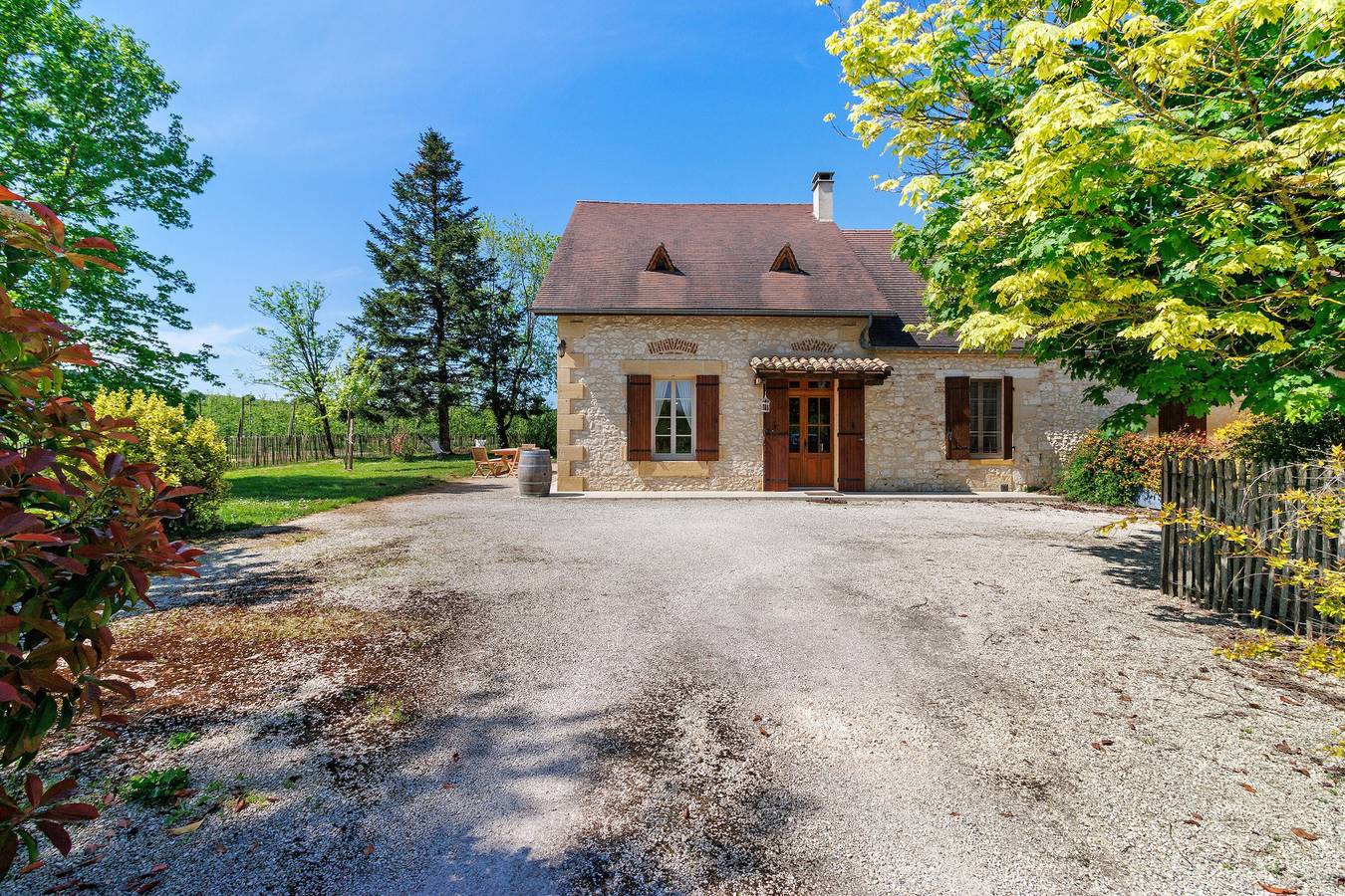 Großes Ferienhaus Château Haut Lamouthe mit privater Terrasse, Garten und Wlan in Lamonzie-Saint-Martin, Périgord Pourpre