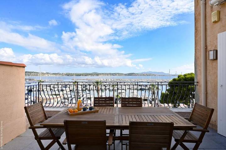 Appartement de vacances pour 4 personnes, avec terrasse