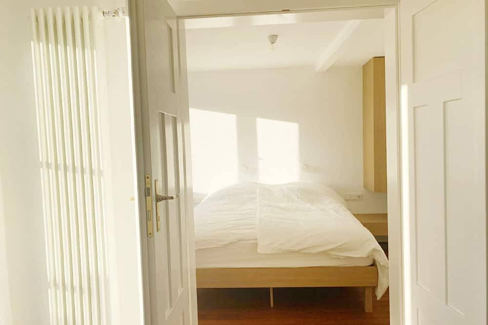 Ganze Wohnung, Ferienwohnung Markus, 27qm, 1 Schlafzimmer, 1 Wohn-/Schlafzimmer, max. 2 Personen in Reichenau, Untersee