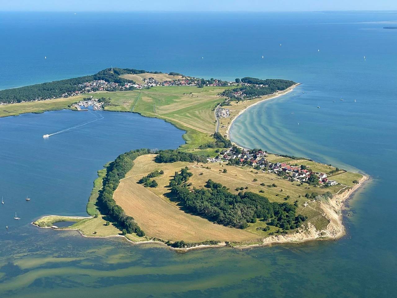 Ganze Wohnung, Eine gemütliche Wohnung mit Landschaftsblick für 2-4 Personen in dem malereschen Örtchen Klein Zicker auf Rügen in Klein Zicker, Mönchgut