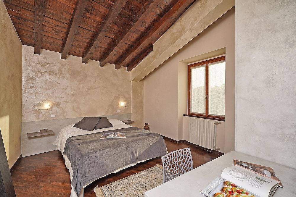 Appartamento intero, La Finestra sul Lago in San Felice del Benaco, Prealpi Gardesane