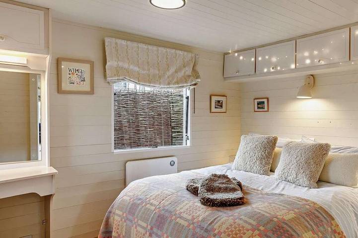 2 Bed in Lutterworth in Harborough, Heart of England