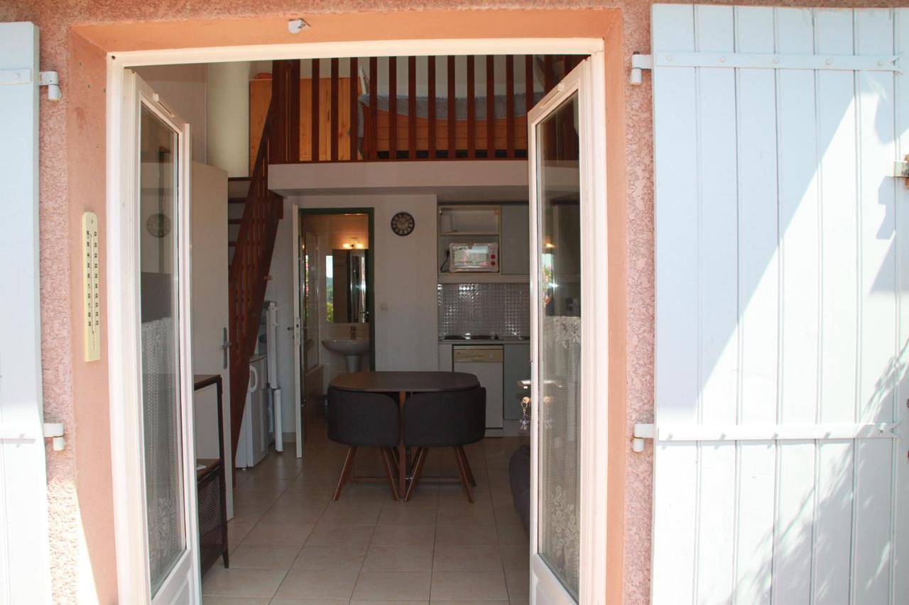 Two-Bedroom House in Saint-Martin-d'Ardèche, Gorges de l’Ardèche