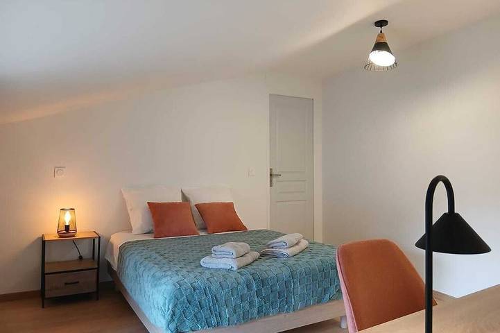 Location de vacances pour 6 personnes à Saint-Georges-de-Luzençon - 4