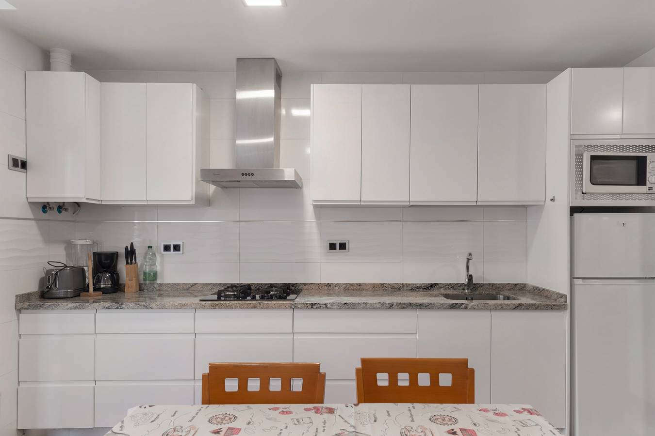 Entire apartment, Piso con Balcón cerca de la Playa – Apartment with Balcony and Wi-Fi near the Beach in Las Palmas de Gran Canaria Centre, Las Palmas de Gran Canaria