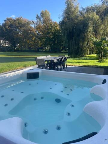 Location de vacances pour 6 personnes, avec vue ainsi que jardin et vue sur le lac, animaux acceptés à Le Relecq-Kerhuon