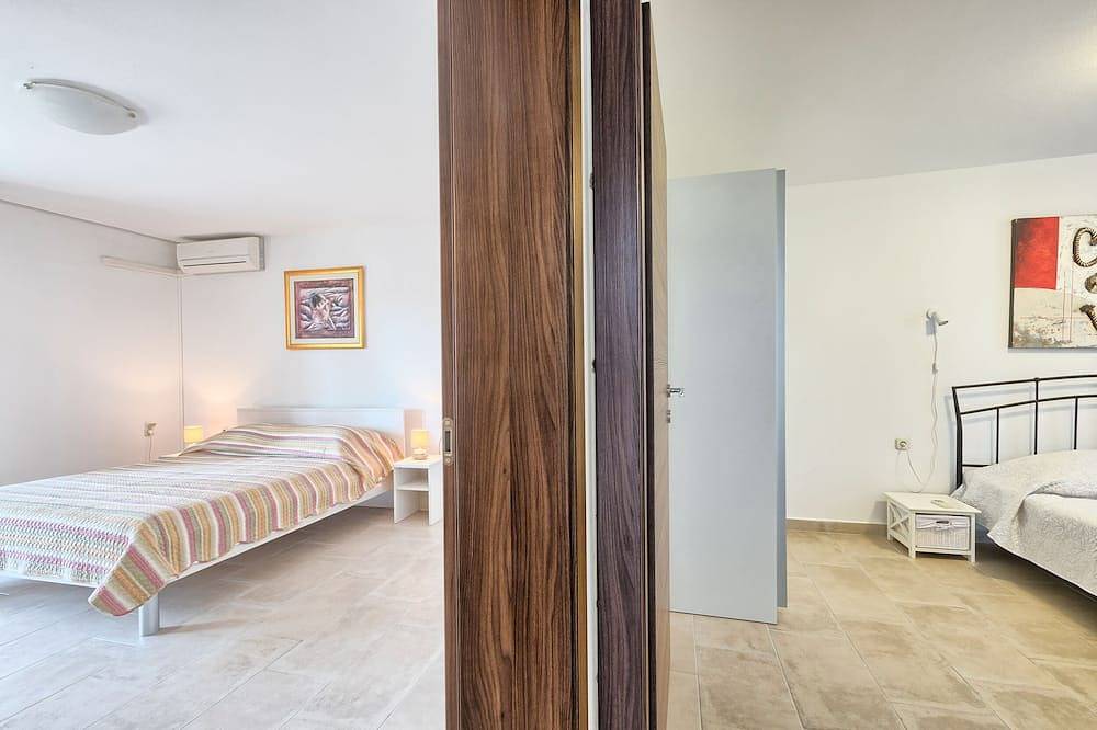 Villa Andi Terrace, Wi-fi, Geschirrspüler, Waschmaschine, Parking , 3 Min Strand in Grad Vodnjan, Südküste Istrien