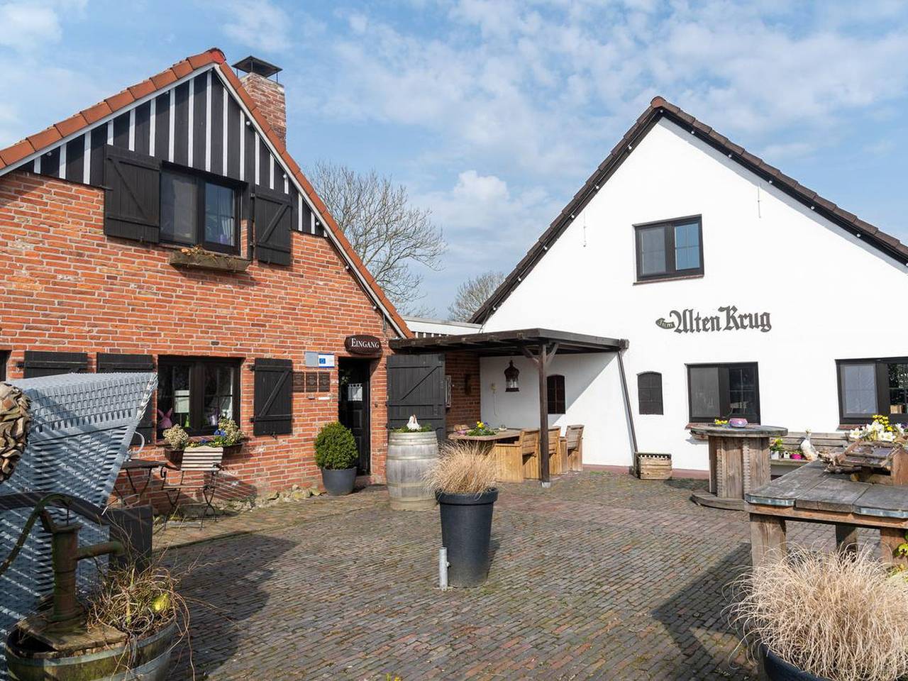 Landhotel Zum Alten Krug - Standard Doppelzimmer, 15 qm, max. 2 Personen in Wangerland, Südliche Nordseeküste