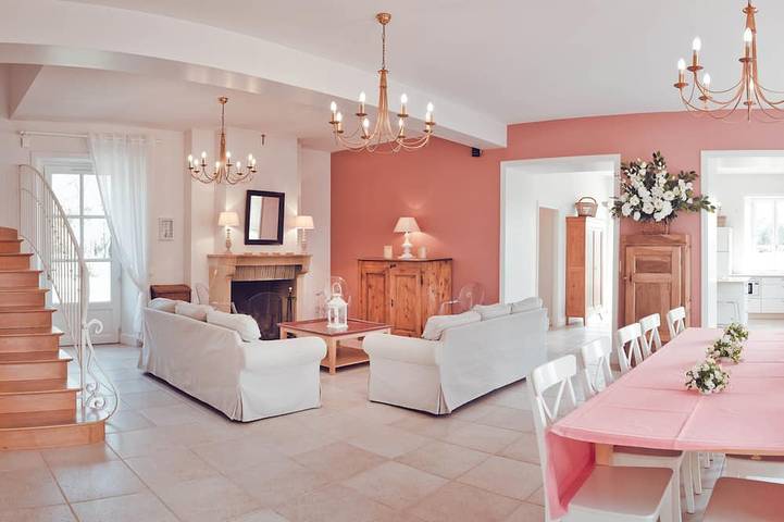 Location de vacances pour 10 personnes, avec piscine et jardin à Divajeu - 3