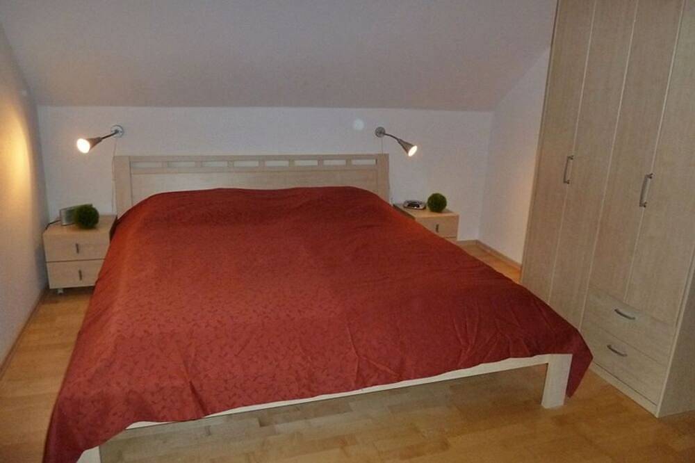 Njörd - Schönes 100qm Ferienhaus für 6 Personen mit Sauna und großem Garten in Norden, Norden und Umgebung