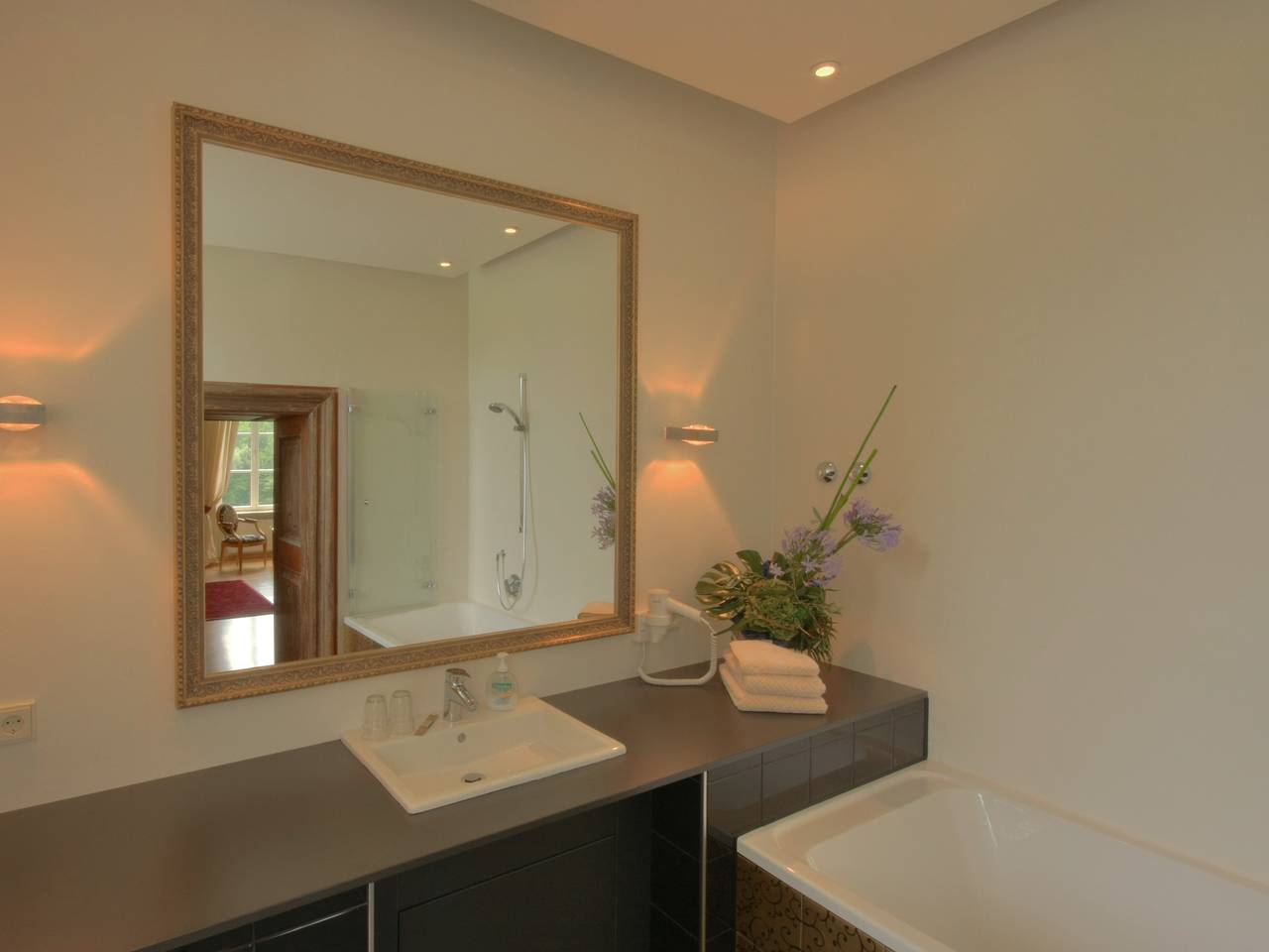 Klostergasthof Raitenhaslach - Doppelzimmer Standard in Burghausen, Landkreis Altötting