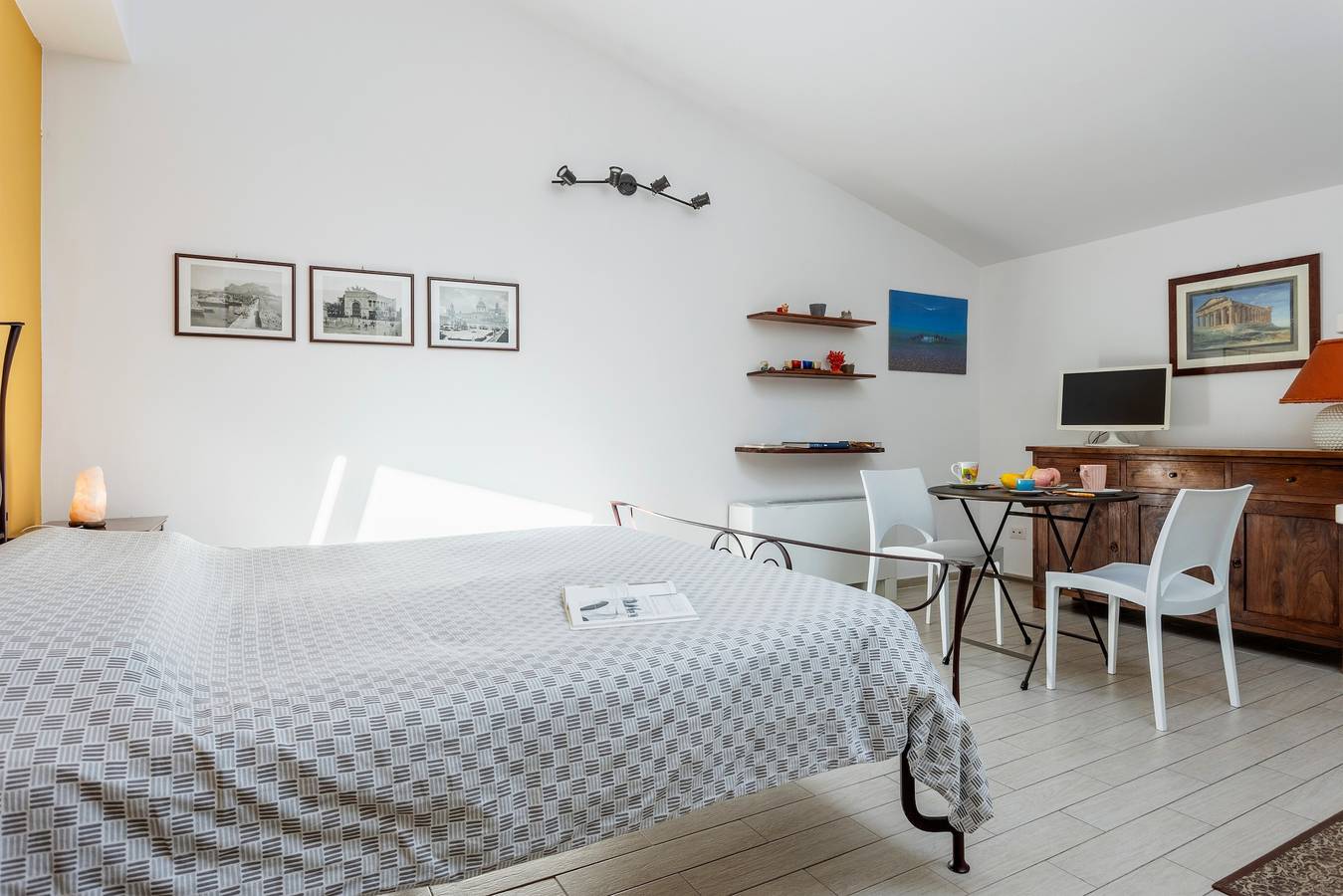 Entire apartment, Apartment 'Shell Maqueda' with Wi-Fi and Air Conditioning in Palermo, Palermo Province