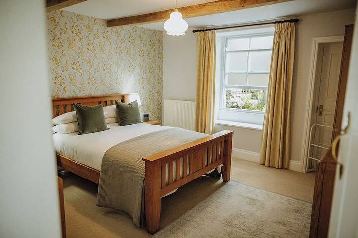Torr Top Platz - Peak District. 3-Bett-Eigenschaft.  Am Fluss gelegen in Derbyshire