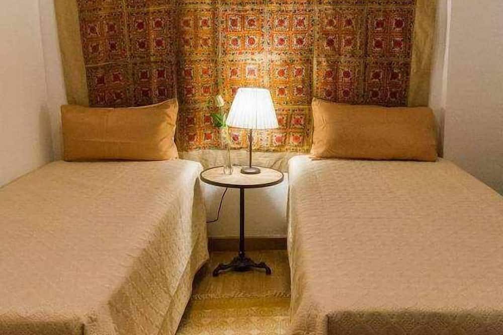 Apartamento entero, La casa de los Infantes junto a Catedral,Toledoap in Toledo, Provincia de Toledo