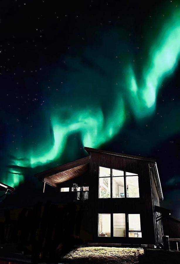 Villa für 10 Personen, mit Balkon und Terrasse sowie Garten und Seeblick in Tromsø - 3