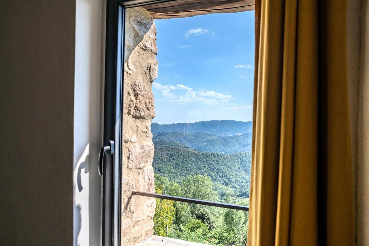 Appartement entier, La Châtaigne Perchée, piscine et nature in Chirols, Parc naturel régional des Monts d'Ardèche