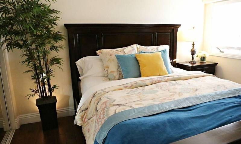 Vacation rental for 13 people, with hot tub and terrace in Anaheim