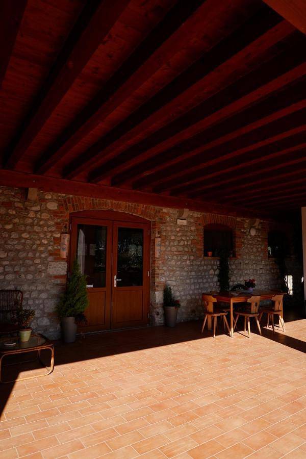 Location de vacances pour 2 personnes, avec jardin, animaux acceptés à Premariacco - 4