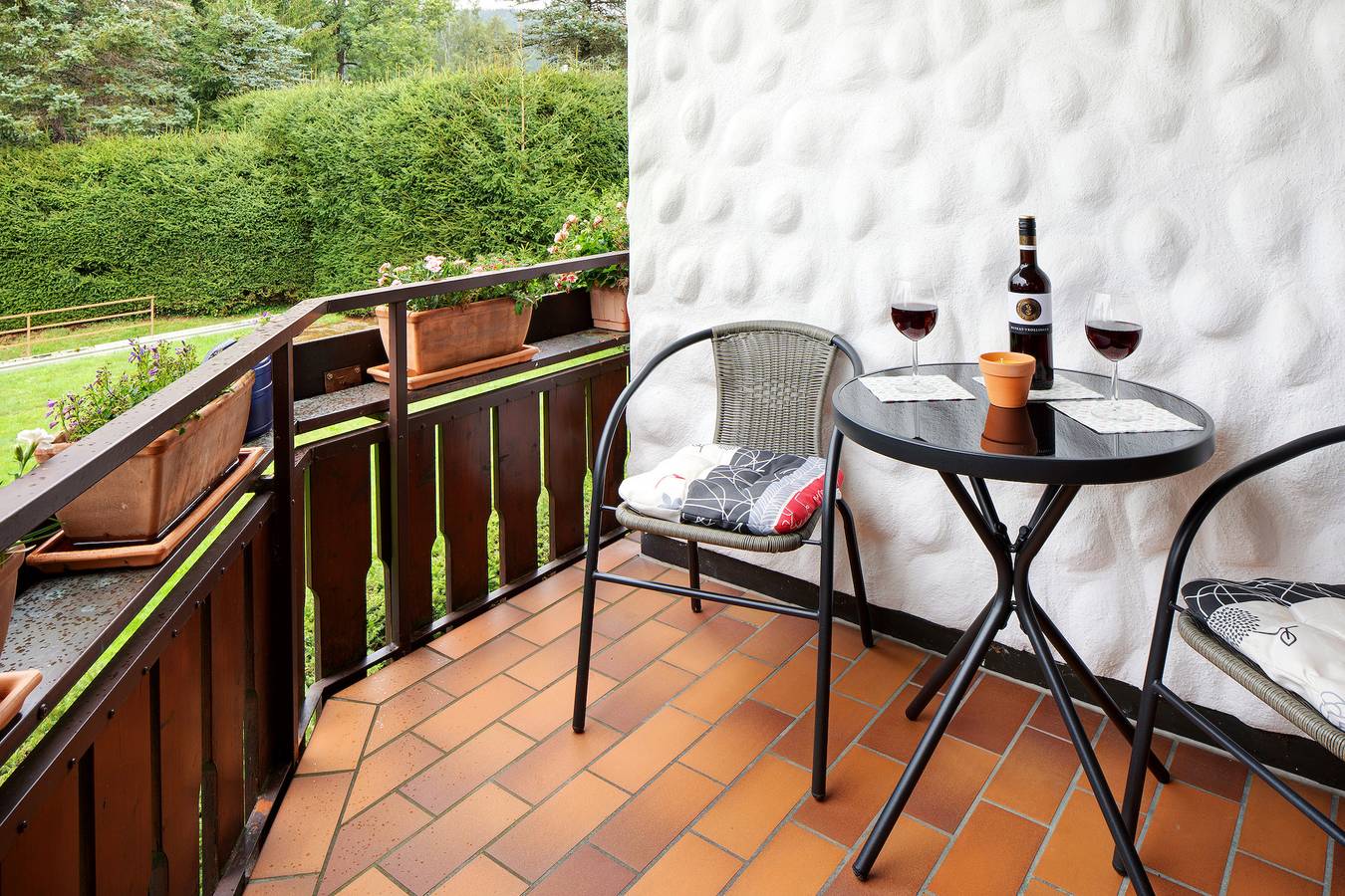 Ganze Wohnung, Ferienwohnung 'Oskar' mit Bergblick, Gemeinschaftsgarten und Wlan in Suedlicher Schwarzwald, Titisee-Neustadt