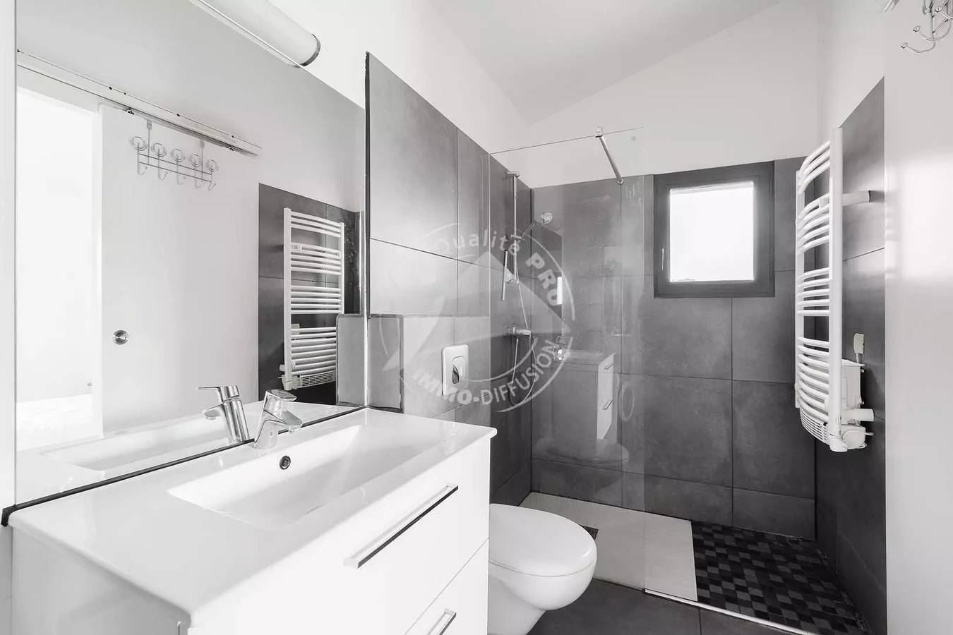 Apartamento entero, Dúplex As13871-P2 Centro de la ciudad con magnífica vista in Le Grau-du-Roi, Côte d'Améthyste