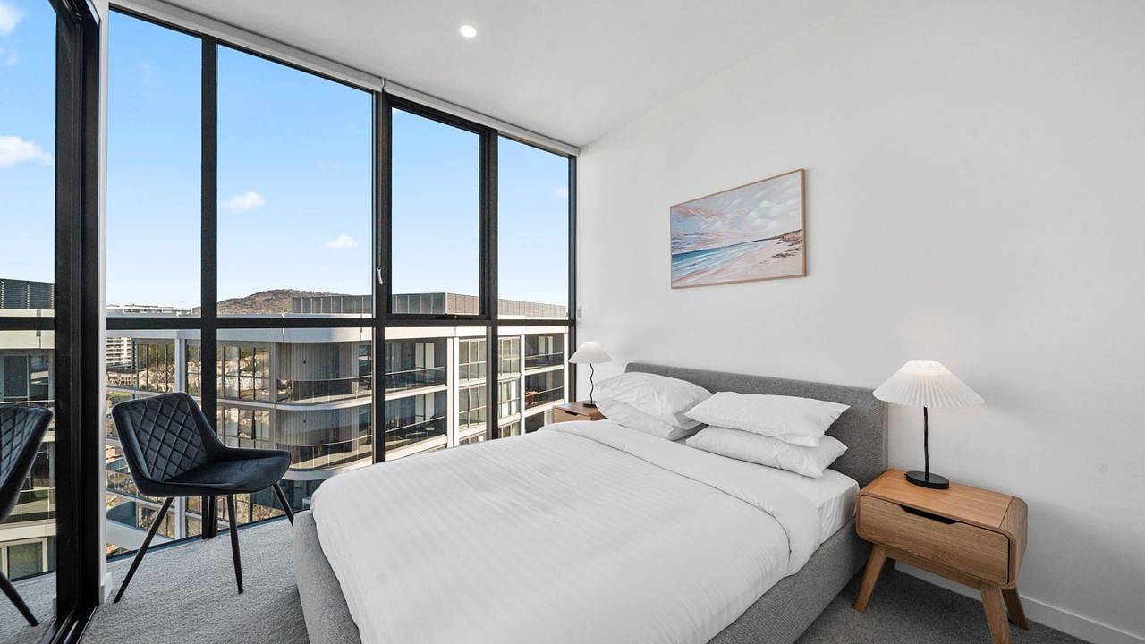 Entire holiday apartment, Ferienwohnung für 2 Personen (102 m²) in Phillip in Woden, Canberra