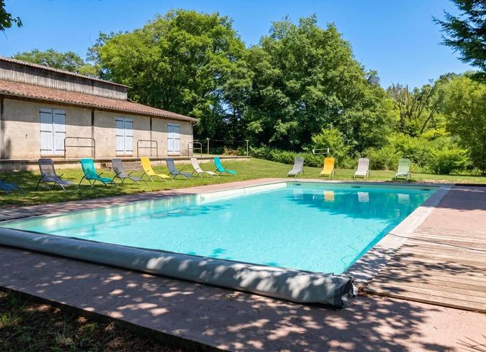 Location de vacances pour 20 personnes, avec piscine et vue sur le lac dans Razès - 2