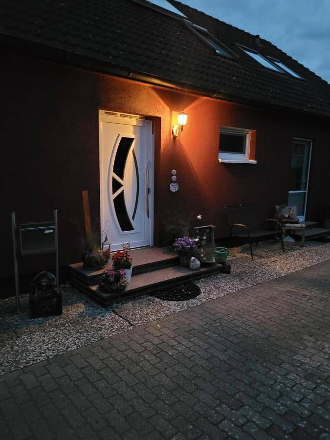 Ferienwohnung für 5 Personen, mit Terrasse und Garten sowie Pool und Sauna in Brunsbüttel