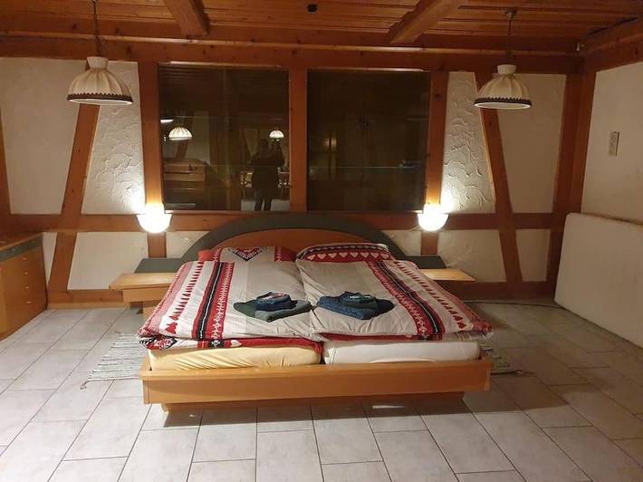 Ferienwohnung für 6 Personen, mit Terrasse und Ausblick in Diemtigen