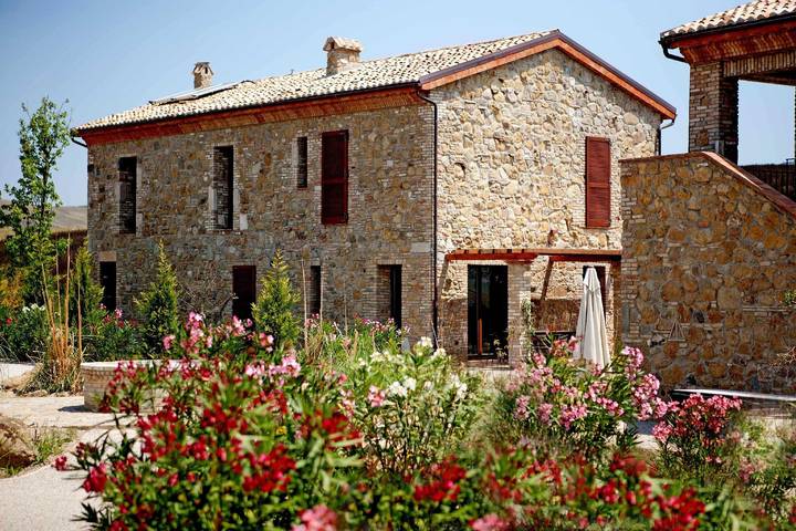 Appartamento per 5 persone, con giardino e piscina nonché terrazza a Volterra
