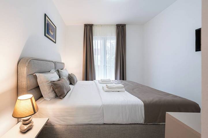 Ganze Wohnung, Cozy Double Room near the Beach in Budva, Opština Budva