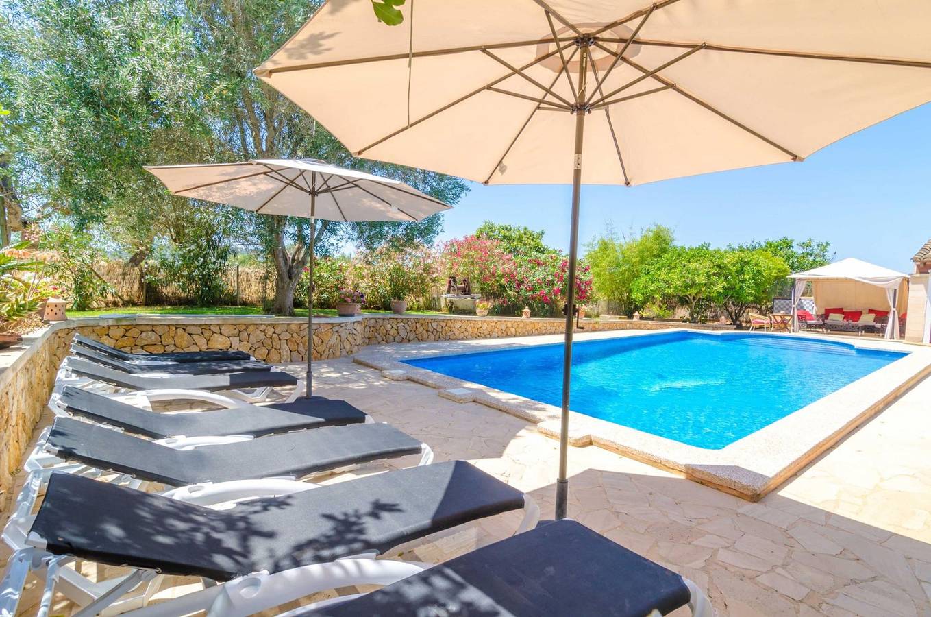 Finca Es Porrassar - Villa with private pool in Cas Concos - Felanitx. Free Wifi in Cas Concos, Felanitx
