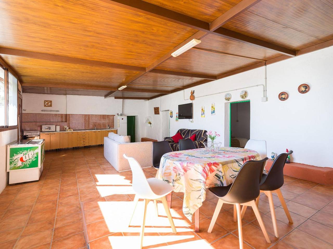 Ferienhaus 'La Casita Cueva Don Carmelo' mit Bergblick, privater Terrasse und Wlan in San Bartolomé de Tirajana, Gran Canaria Süd