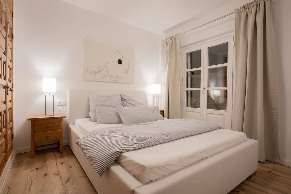 Beautiful property with private pool and tennis court and sensational location in Alhama de Granada, Granada Province