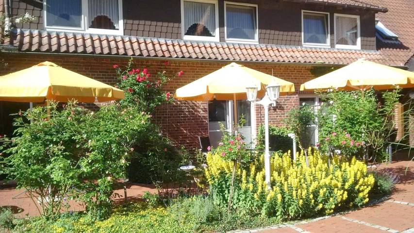 Maison d’hôte pour 4 personnes, avec Terrasse et Jardin ainsi que Bassin pour enfant et Vue à Bomlitz