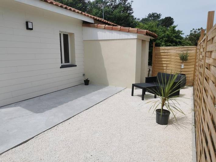 Gîte pour 4 personnes, avec jardin et terrasse à Lesperon - 2