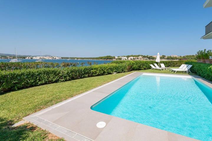 Villa für 10 Personen, mit Balkon und Terrasse sowie Garten und Pool in Portocolom - 3
