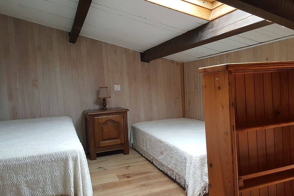 Sagone sheepfold-style house 180° sea view in Sagone, Vico