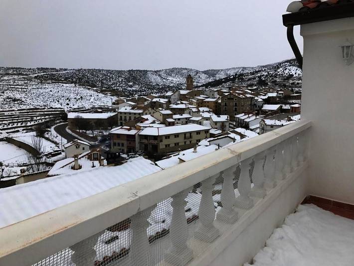 Casa rural para 24 personas, con Balcón además de Terraza y Vistas en Nogueruelas